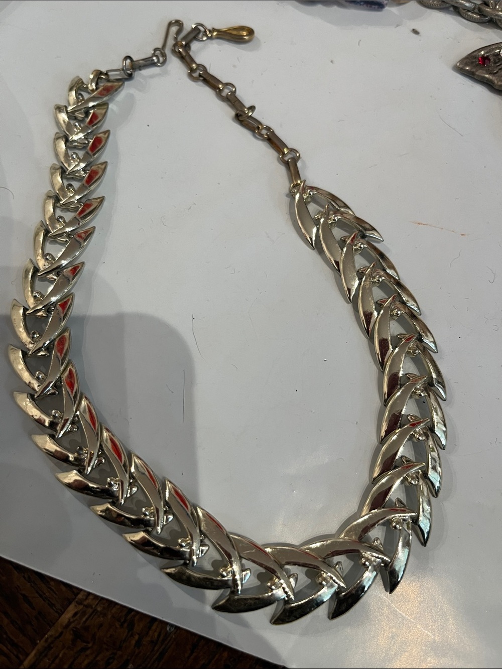 Vintage Coro chevron silvertone linked necklace 16”